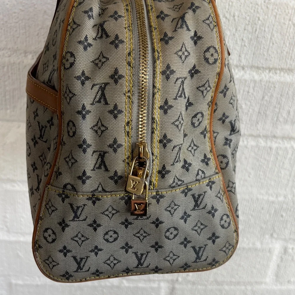 Louis Vuitton Leather Monogram Marie Hand Blue Dome Boston Bag - Picture 3 of 15